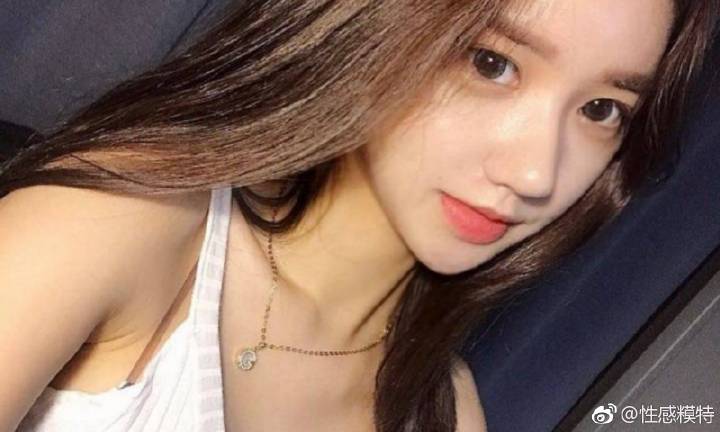 中国首艘国产大邮轮开启海上相声专场